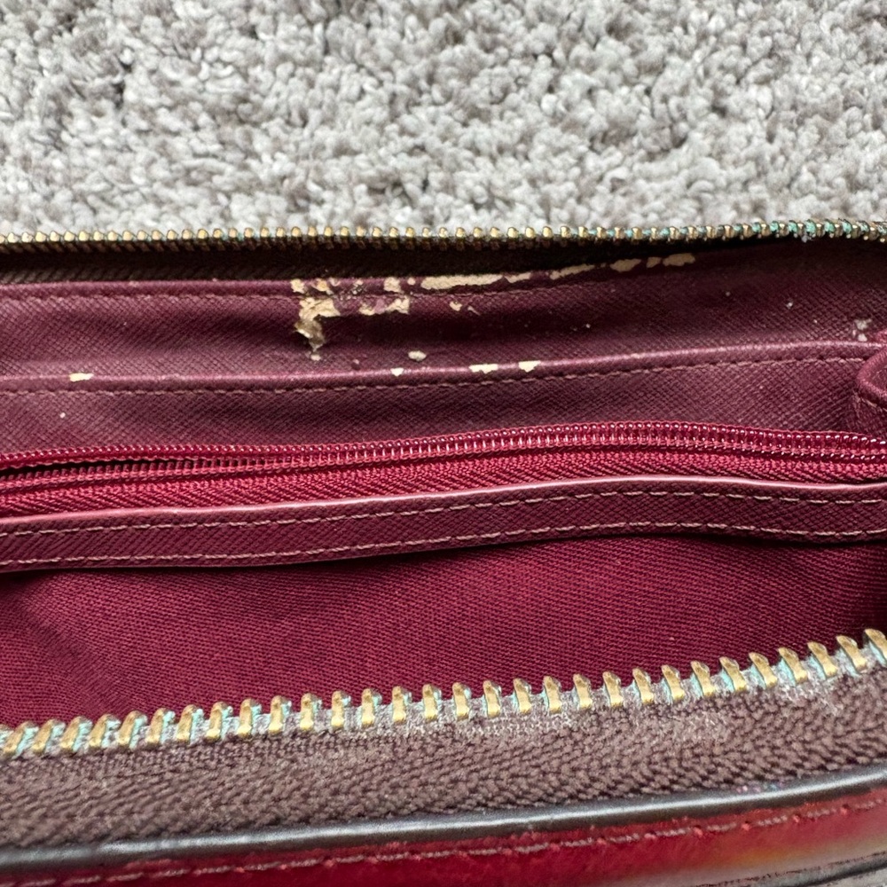 Fossil Vintage Cherry Red Leather Zip Around Wallet Clutch – Rare Ruby Red - Picture 3 of 7